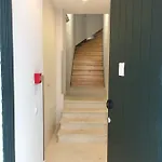 Апартаменти Augusta Street 229- 4 Dto