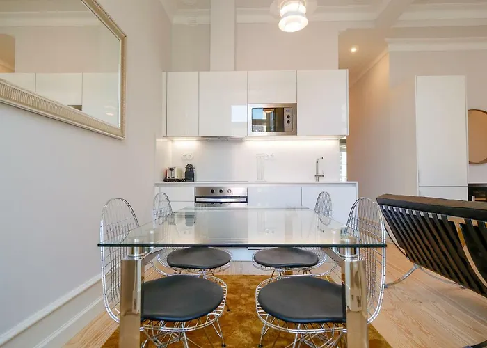 Augusta Street 229- 4 Dto